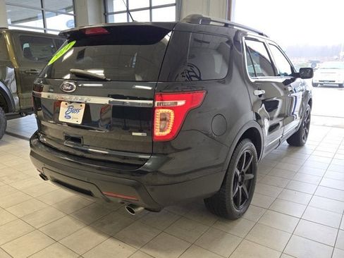 Used 2014 Ford Explorer XLT w/ Equipment Group 202A image 12