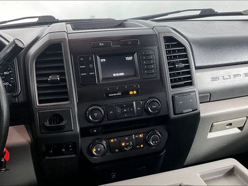 Used 2017 Ford F350 XL RWD image 6