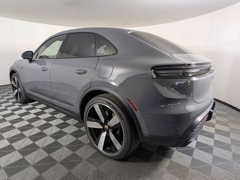 New 2025 Porsche Macan 4 Electric image 3