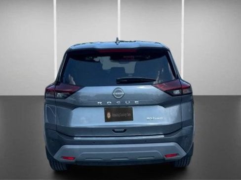 Used 2022 Nissan Rogue SV AWD/4WD image 9