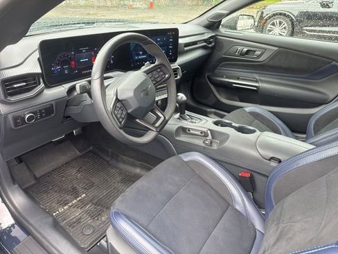 Used 2025 Ford Mustang Dark Horse RWD image 9