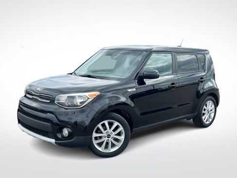 Used 2019 Kia Soul + FWD image 1