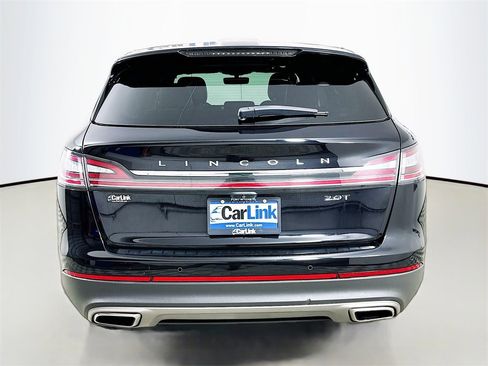 Used 2020 Lincoln Nautilus Reserve w/ Equipment Group 201A image 7