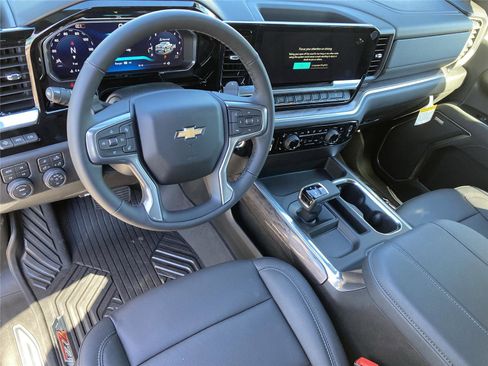 New 2026 Chevrolet Silverado 1500 LTZ image 13