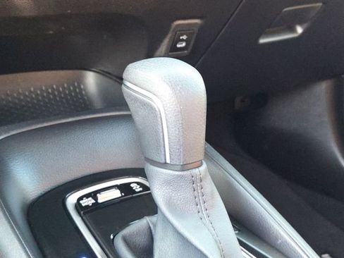 Used 2025 Toyota Corolla SE FWD image 23