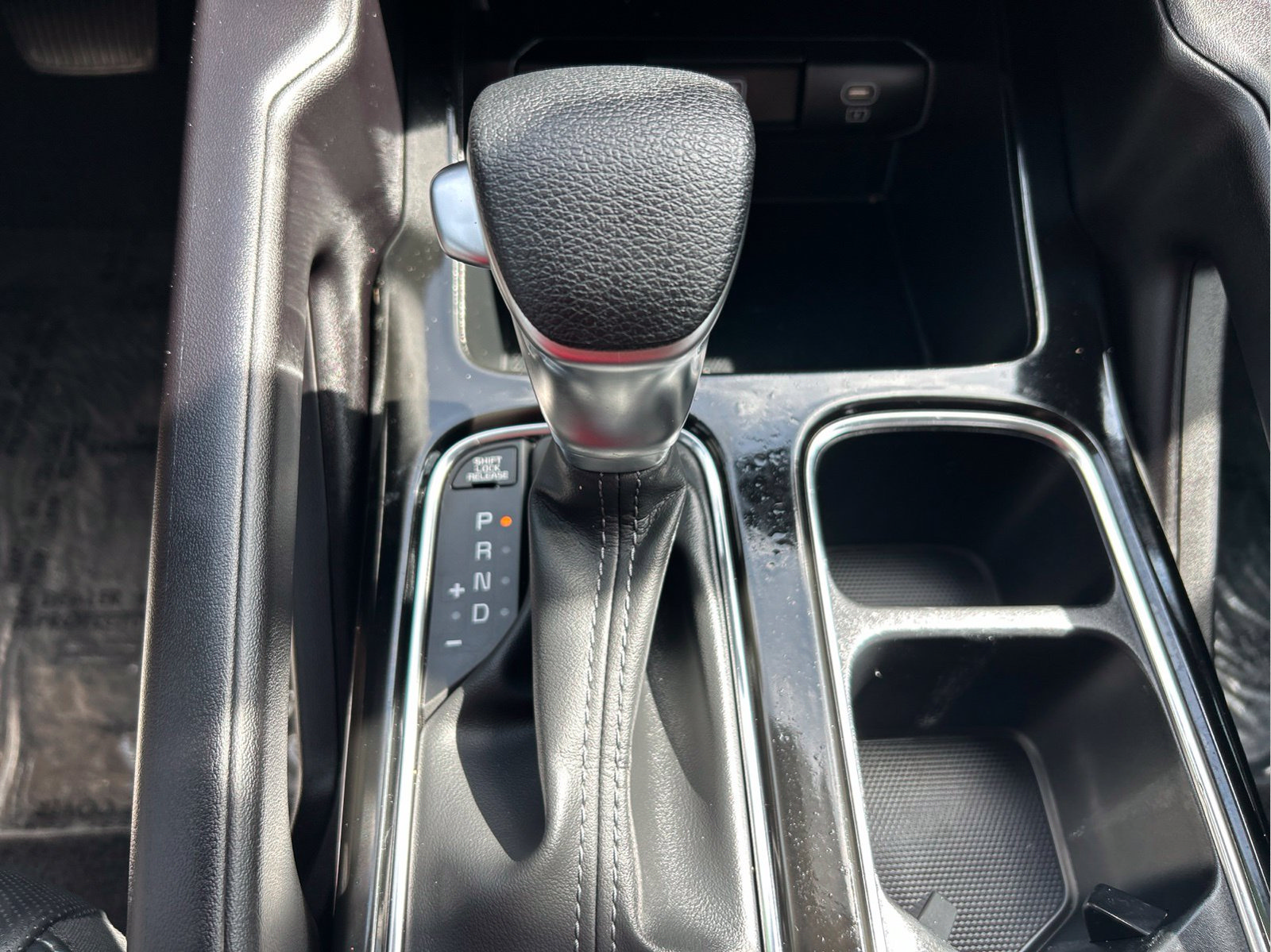Used 2025 Kia Telluride LX FWD image 33