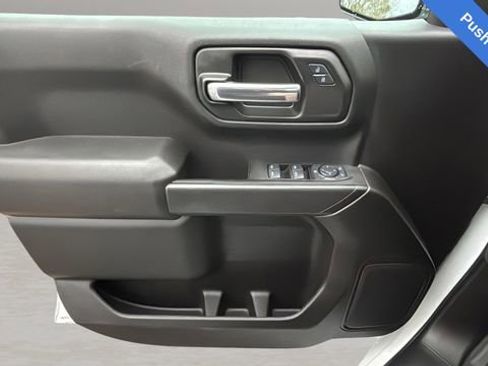 Used 2025 GMC Sierra 1500 Pro w/ Pro Value Package image 17