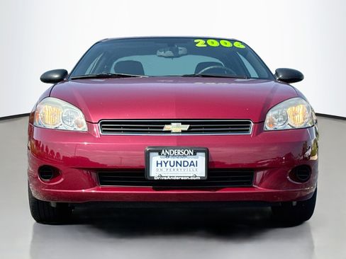 Used 2006 Chevrolet Monte Carlo LS FWD image 2