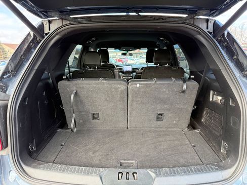 Used 2020 Ford Explorer XLT w/ Equipment Group 202A image 21