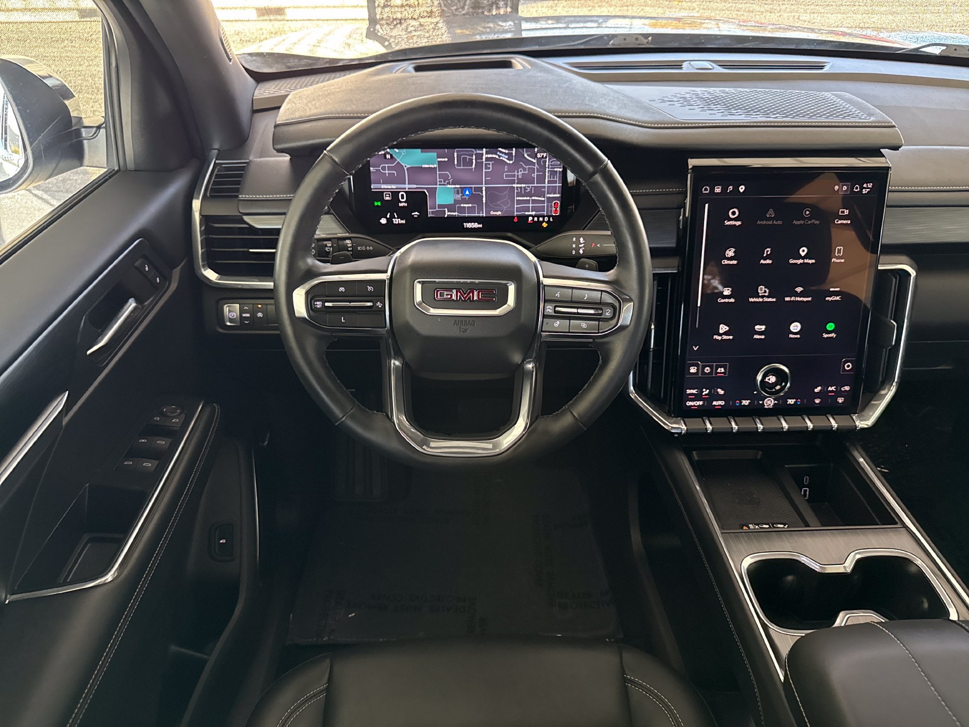 Used 2024 GMC Acadia Elevation w/ Luxury Package FWD image 16