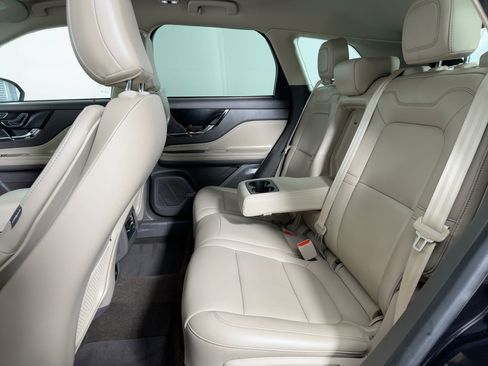 Used 2021 Lincoln Corsair Standard w/ Equipment Group 101A image 14