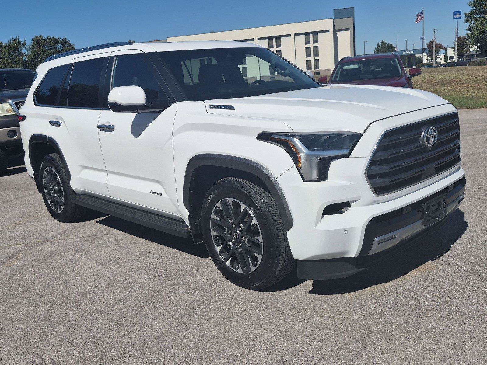 Used 2025 Toyota Sequoia Limited AWD/4WD image 7