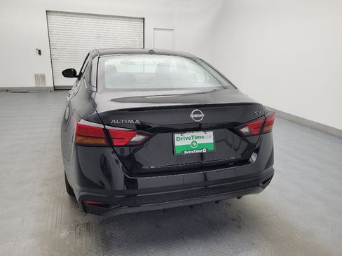 Used 2024 Nissan Altima 2.5 SV image 6