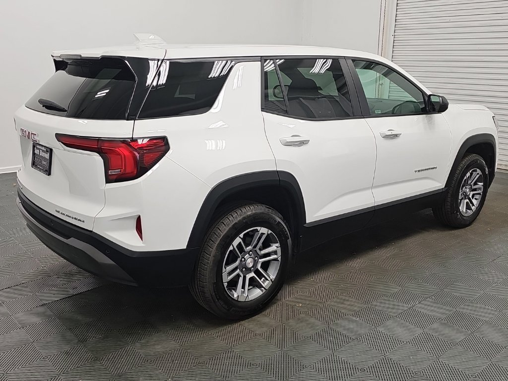 Certified 2026 GMC Terrain Elevation FWD image 9