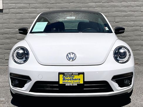 Used 2014 Volkswagen Beetle R-Line FWD image 2