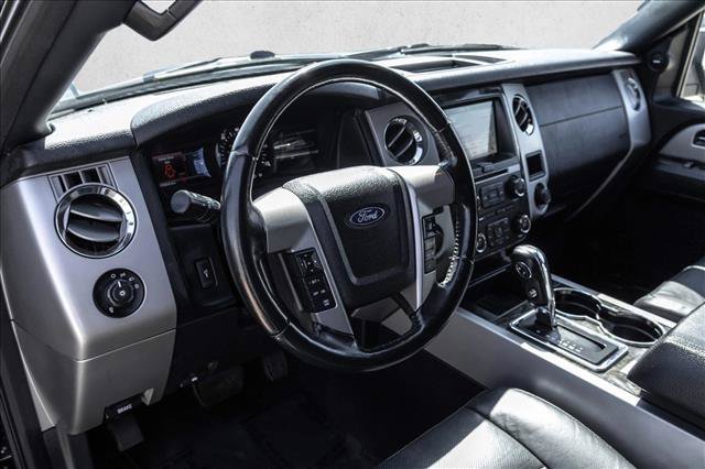 Used 2017 Ford Expedition Limited AWD/4WD image 10