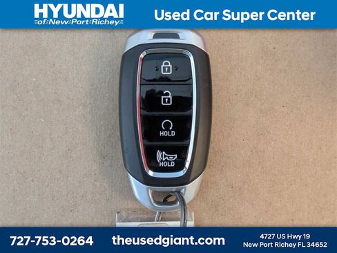 Certified 2023 Hyundai Venue Limited w/ Cargo Package image 31