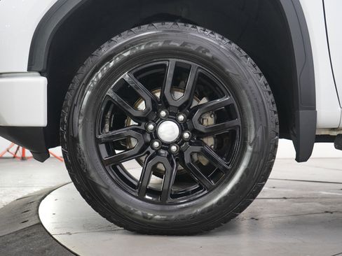 Used 2022 GMC Sierra 1500 Elevation image 29