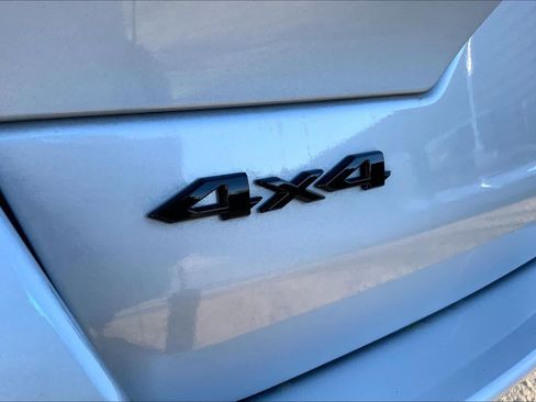 Used 2024 Jeep Grand Cherokee Altitude image 8