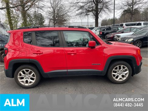 Used 2018 Jeep Renegade Latitude image 7