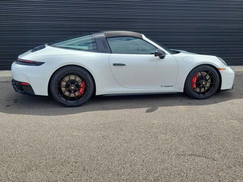 Used 2026 Porsche 911 Targa 4 GTS AWD/4WD image 6