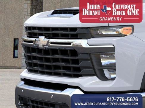 New 2026 Chevrolet Silverado 3500 LT w/ Texas Edition AWD/4WD image 15