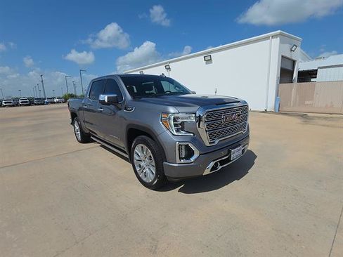Used 2021 GMC Sierra 1500 Denali w/ Denali Ultimate Package AWD/4WD image 3
