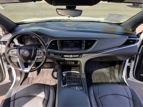 Used 2022 Buick Enclave Premium w/ Experience Buick Package image 16