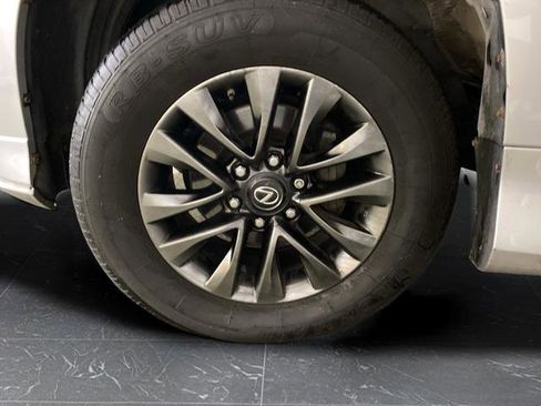 Used 2018 Lexus GX 460 Luxury image 26