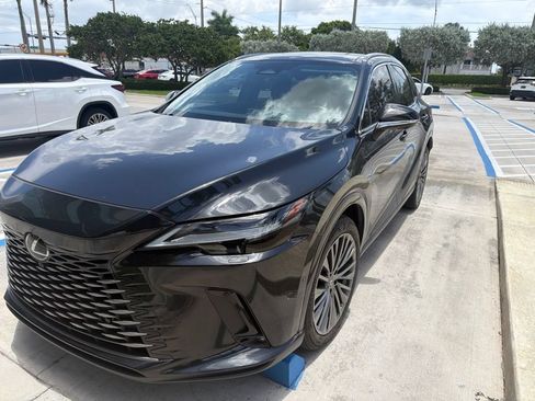 Used 2025 Lexus RX 450h AWD w/ Convenience Package image 3
