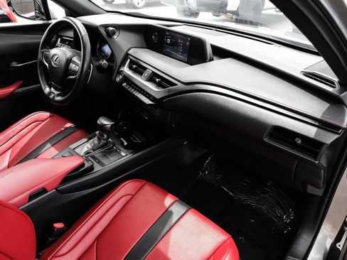 Used 2019 Lexus UX 200 F Sport w/ F Sport Premium Package FWD image 12