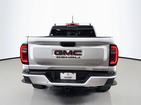 Used 2024 GMC Canyon Denali AWD/4WD image 6