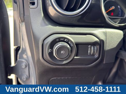 Used 2023 Jeep Wrangler Unlimited Rubicon 392 w/ Dual Top Group AWD/4WD image 26
