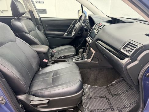 Used 2017 Subaru Forester 2.5i Touring AWD/4WD image 16