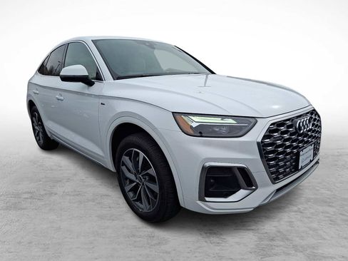 Used 2022 Audi Q5 2.0T Premium image 3