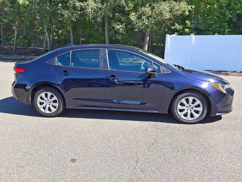 Used 2023 Toyota Corolla LE image 10