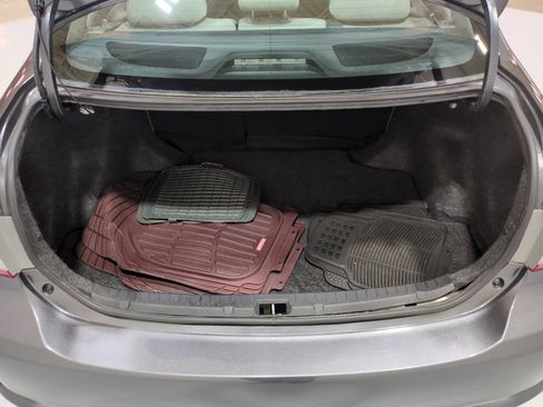 Used 2013 Toyota Corolla LE FWD image 11