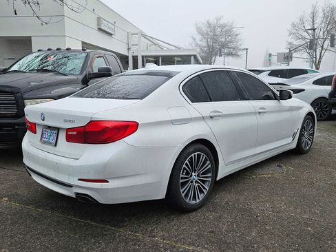 Used 2019 BMW 540i xDrive image 3