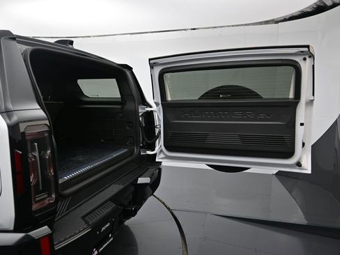 New 2026 GMC Hummer EV SUV AWD/4WD image 23