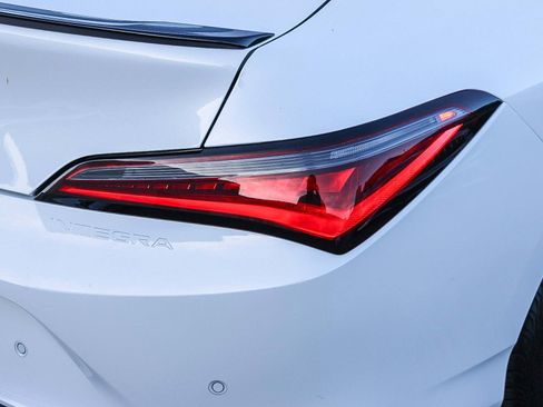 Used 2024 Acura Integra A-Spec image 10