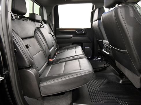 Used 2024 GMC Sierra 2500 Denali w/ Denali Reserve Package AWD/4WD image 18
