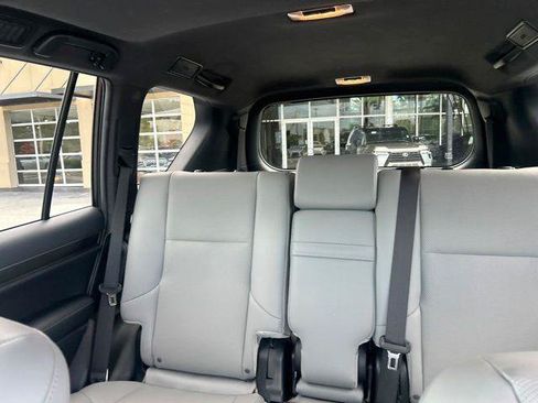 Certified 2023 Lexus GX 460 w/ Black Line Special Edition AWD/4WD image 9