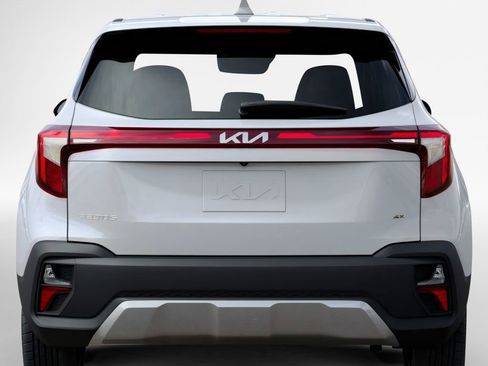 New 2026 Kia Seltos LX AWD/4WD image 12