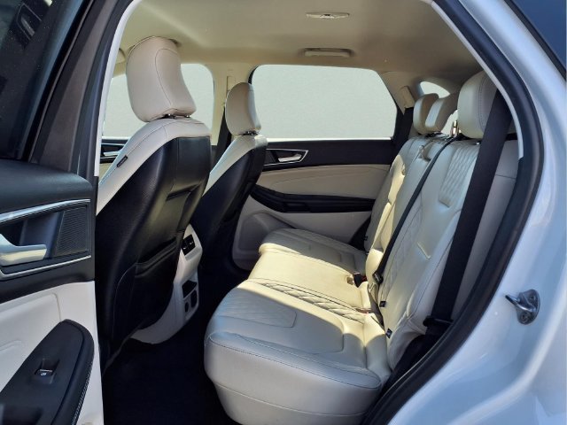 Used 2024 Ford Edge Titanium AWD/4WD image 13