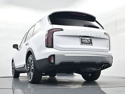 Certified 2023 Kia Telluride SX Prestige AWD/4WD image 48