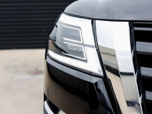 Used 2021 Nissan Armada SL image 13