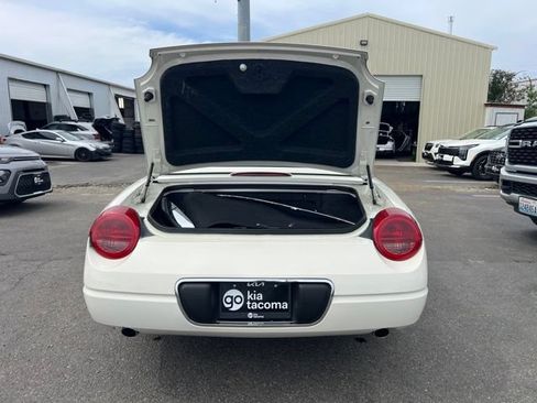 Used 2002 Ford Thunderbird RWD image 12