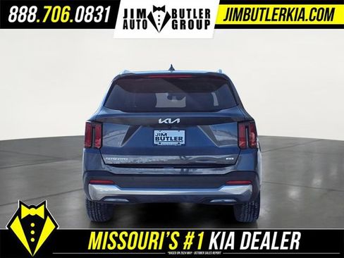 Used 2024 Kia Sorento S image 28