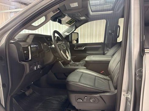 Used 2025 GMC Sierra 2500 Denali w/ Denali Reserve Package AWD/4WD image 14