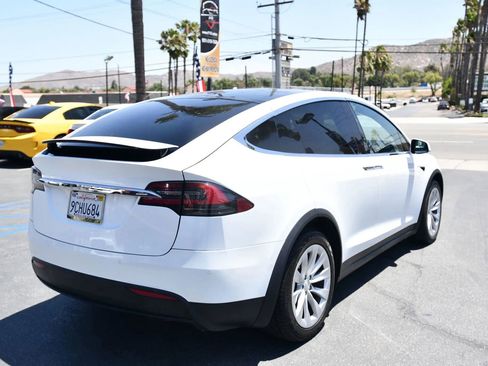 Used 2021 Tesla Model X Long Range AWD/4WD image 7